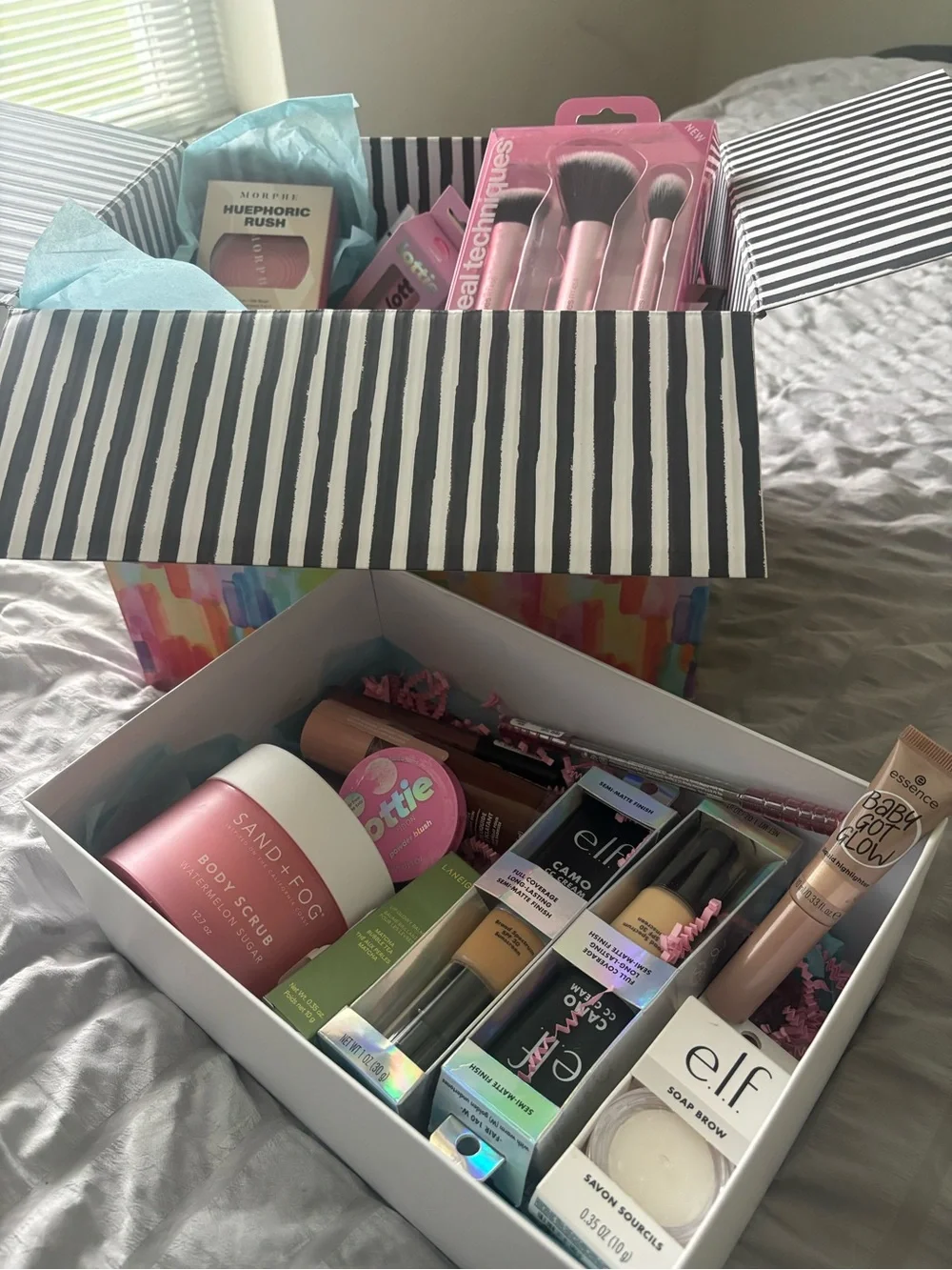 Assorted Pink Beauty Gift Box - & Mixed Brands makeup 55 items!